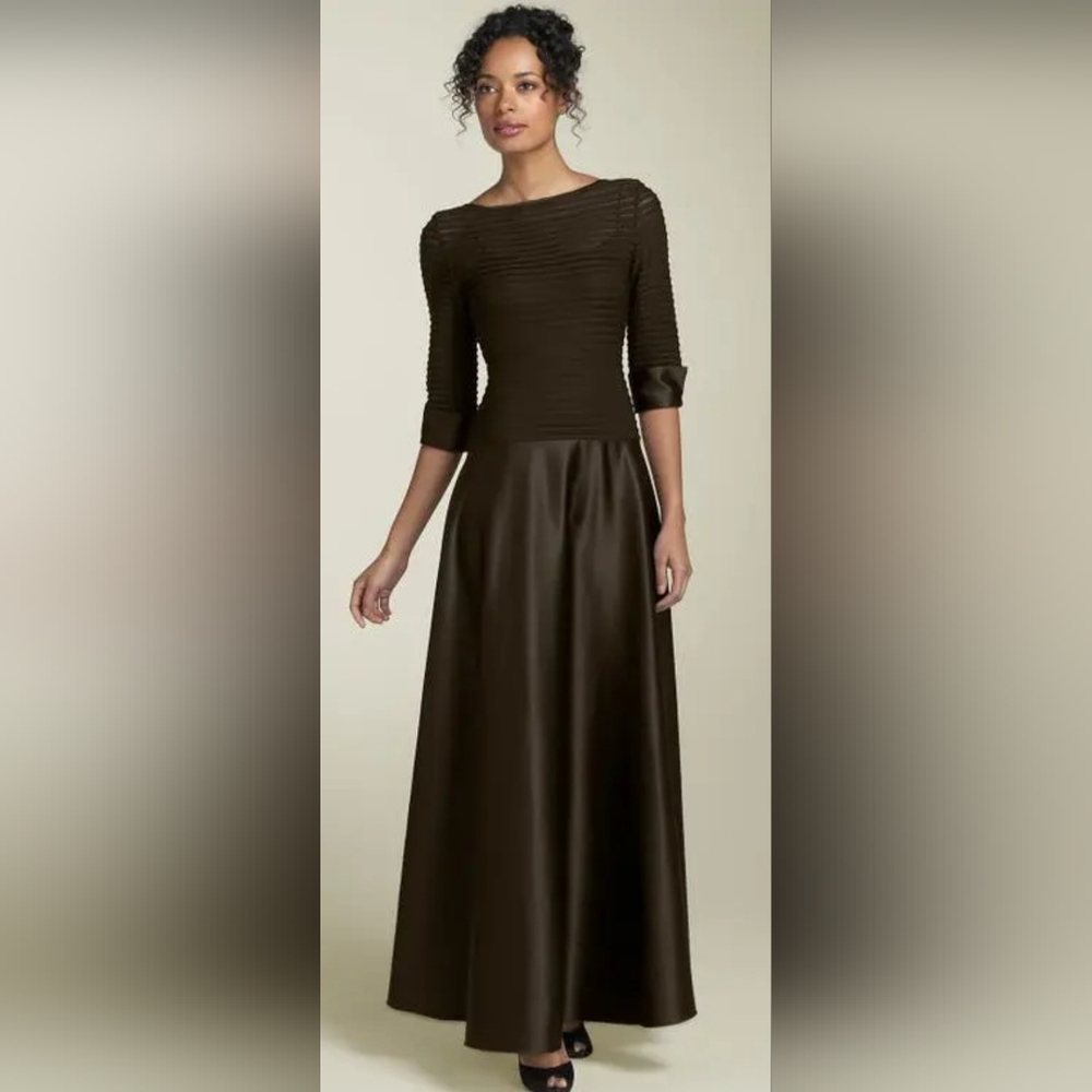 JS Collection gown